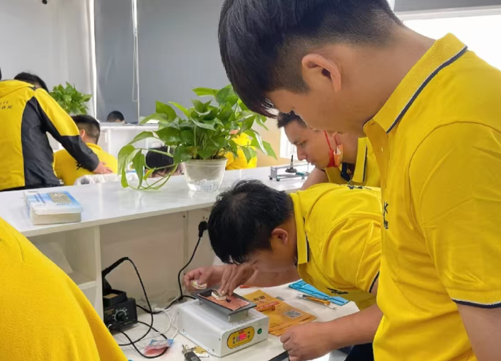 千米快修培训基地维修实操